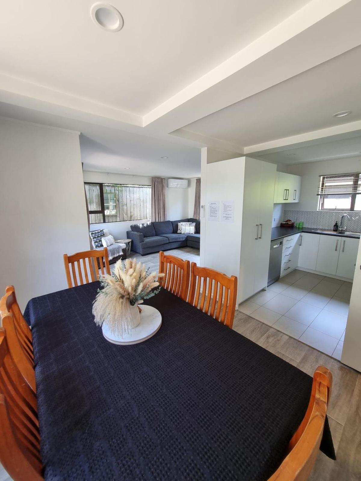 Holiday home The Tuis Nest Taupo